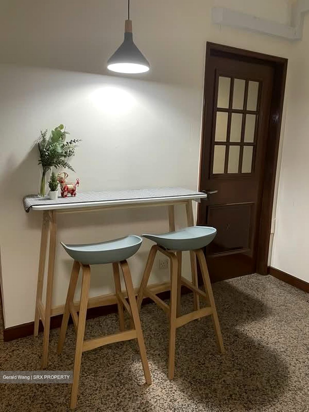 Whitchurch Road (D5), Condominium #568347181